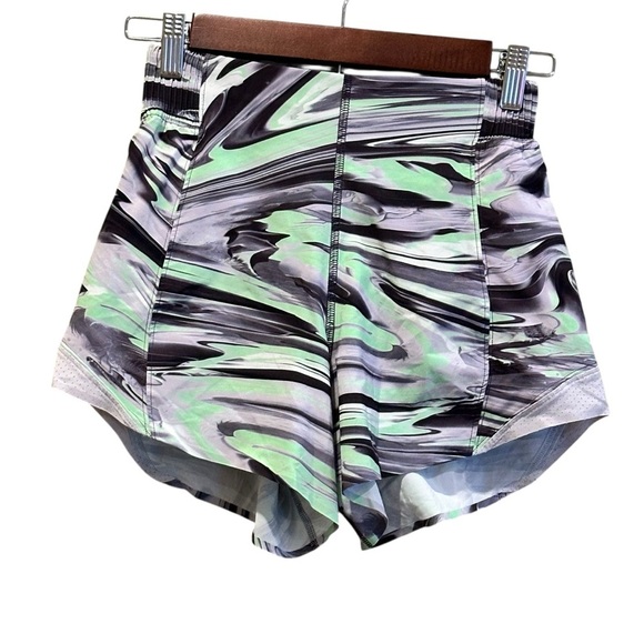 Lululemon Hotty Hot High-Rise Short Special Edition Paint Glide Warp Size 2 - Picture 3 of 13